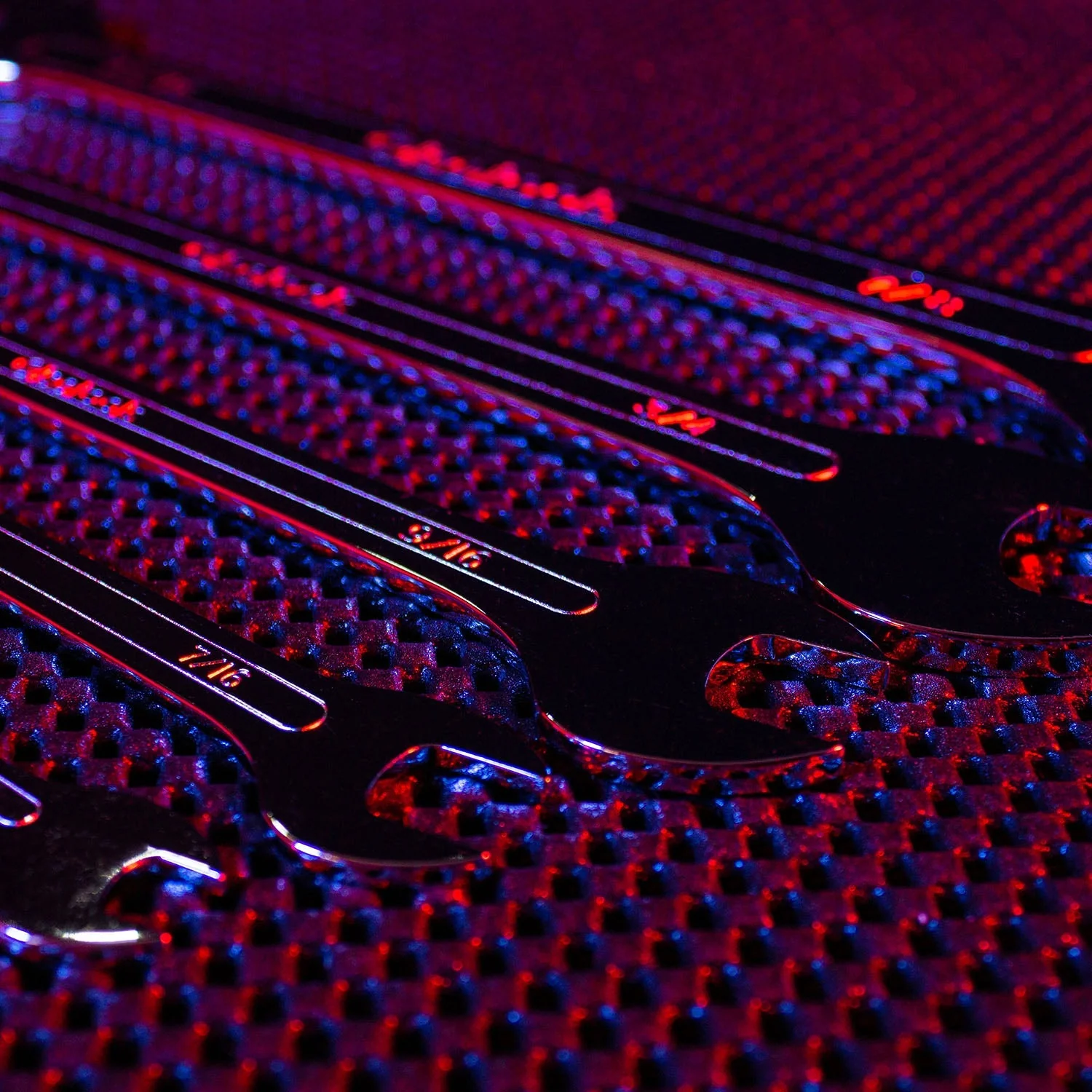 Non-Slip Perforated Surface Tool Chest Liner - Image 9