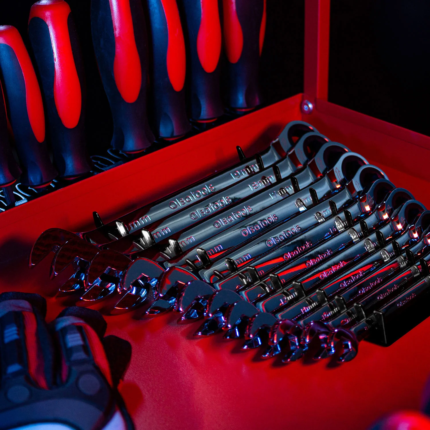 Ratcheting Wrench Set with Magnetic Wrench Organizer - Image 21